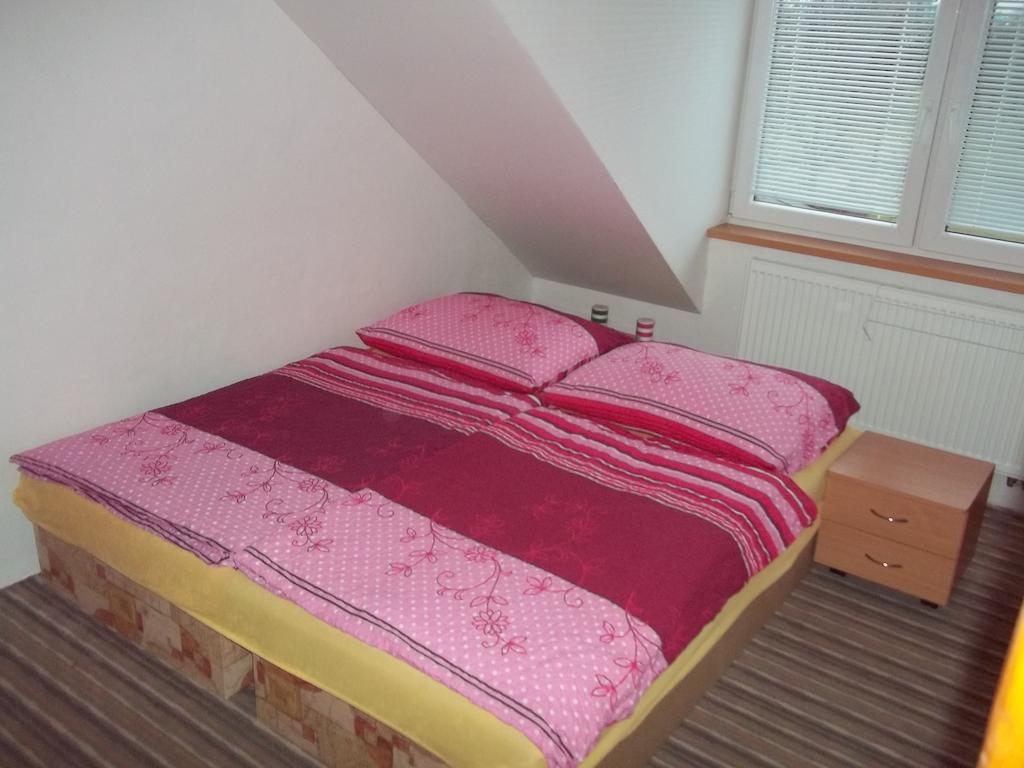 Penzion Apartmany Злин Номер фото